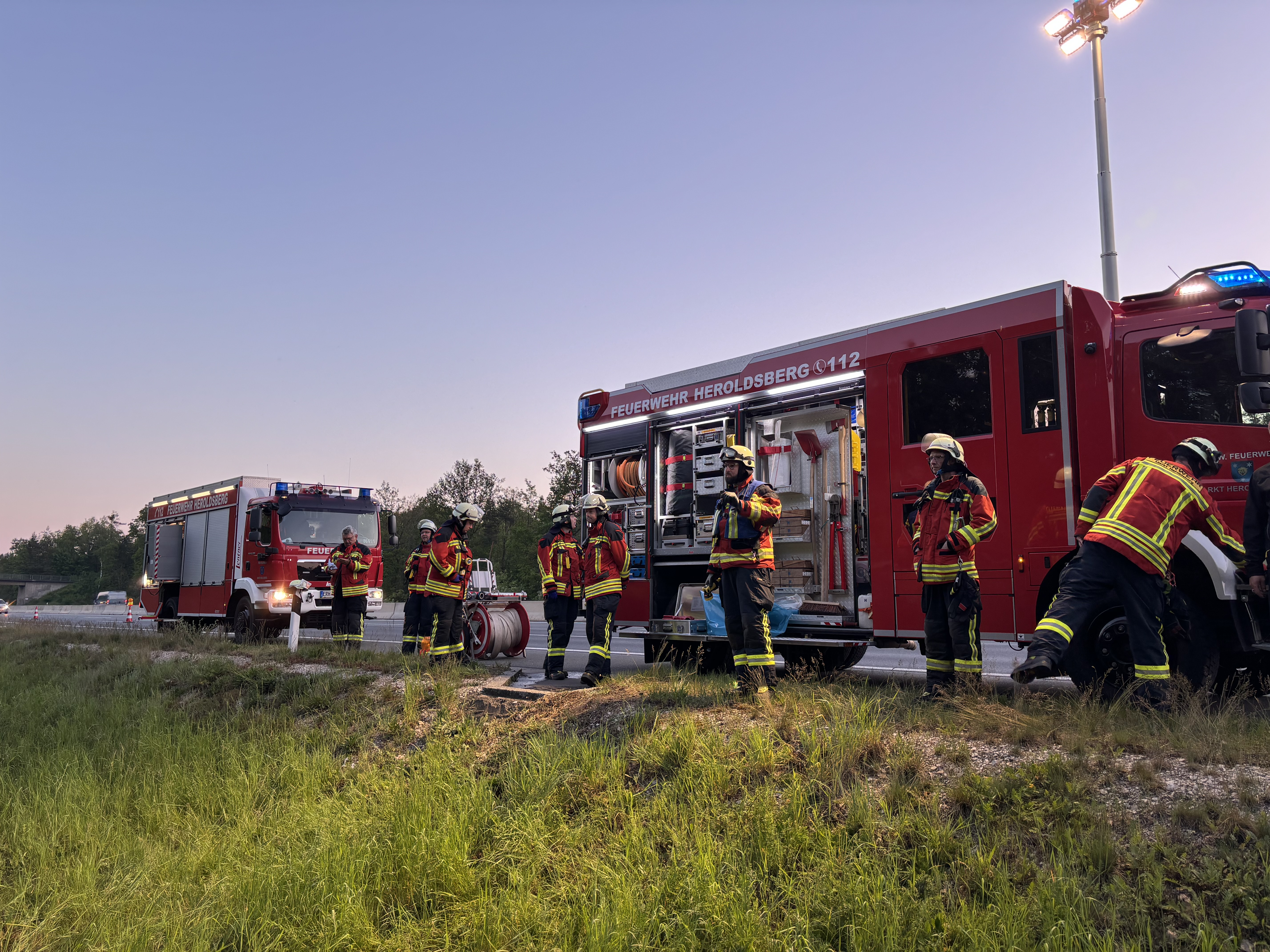 24-05-13 05-40-14 7532.jpg